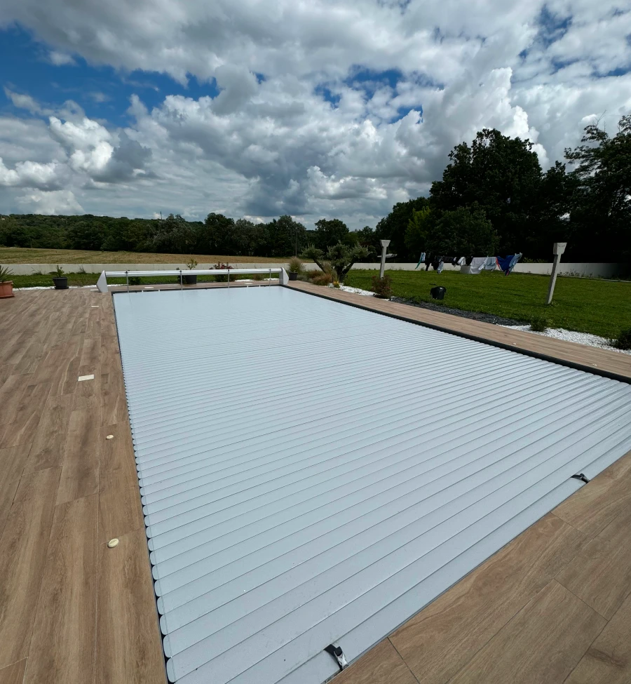 Piscine enterrée — Muret